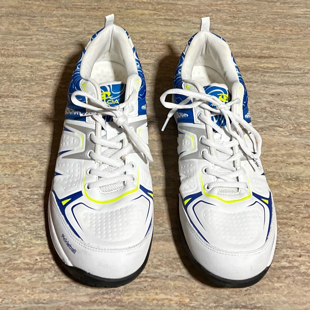 Acacia pickle ball sneakers